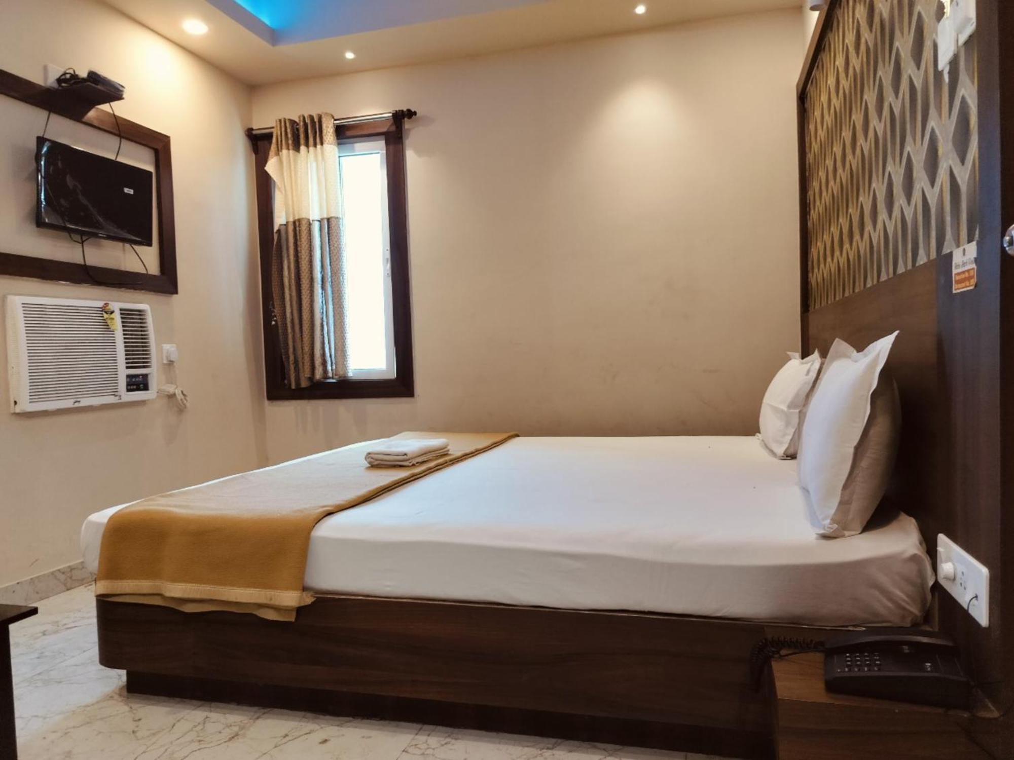 Hotel Park View - Lift Facilities- Near Sea Beach Best Choice Of Travellers By Morservices Puri Esterno foto